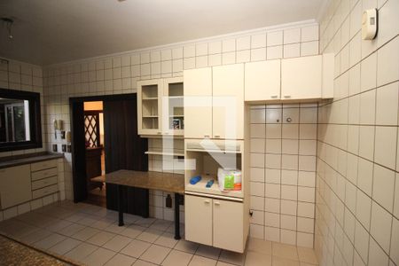 Casa à venda com 700m², 4 quartos e 7 vagasCozinha