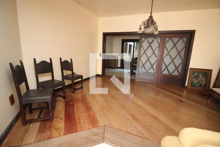 Casa à venda com 700m², 4 quartos e 7 vagasSala 1