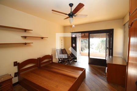 Casa à venda com 700m², 4 quartos e 7 vagasSuíte 2