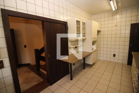 Casa à venda com 700m², 4 quartos e 7 vagasCozinha