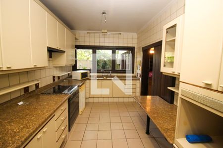 Casa à venda com 700m², 4 quartos e 7 vagasCozinha