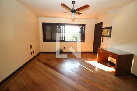 Casa à venda com 700m², 4 quartos e 7 vagasSuíte 1