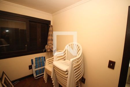 Casa à venda com 700m², 4 quartos e 7 vagasQuarto de Serviço