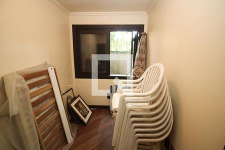 Casa à venda com 700m², 4 quartos e 7 vagasQuarto de Serviço