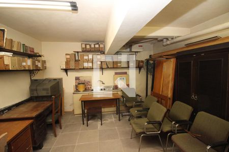 Casa à venda com 700m², 4 quartos e 7 vagasDeposito 2