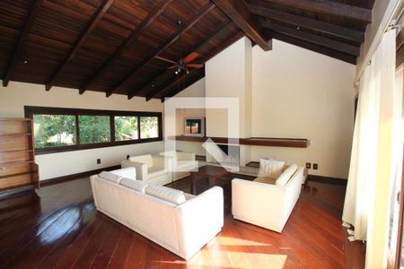 Casa à venda com 700m², 4 quartos e 7 vagasSala 2