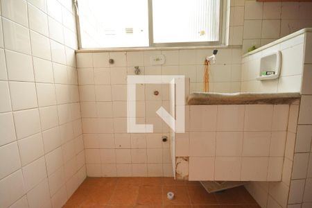 Apartamento à venda com 80m², 3 quartos e 1 vagaÁrea de Serviço