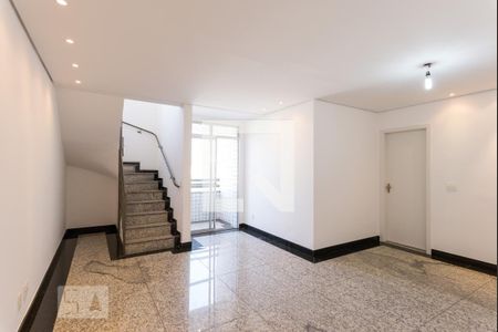 Apartamento para alugar com 3 quartos, 180m² em Santa Rosa, Belo Horizonte