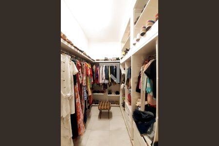 Apartamento à venda com 280m², 3 quartos e sem vagaCloset do quarto 3