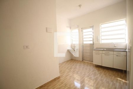 Casa para alugar com 35m², 1 quarto e sem vagacozinha