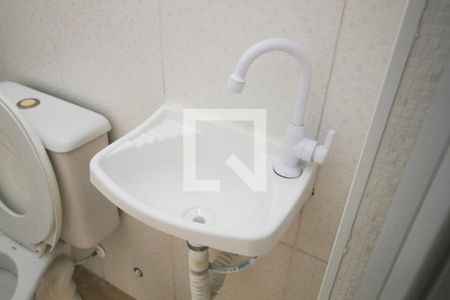 banheiro de casa para alugar com 1 quarto, 35m² em Carandiru, São Paulo