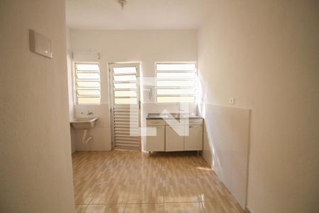 Casa para alugar com 35m², 1 quarto e sem vagacozinha