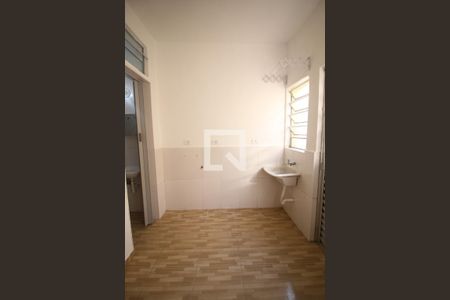 Casa para alugar com 35m², 1 quarto e sem vagaarea de serviço