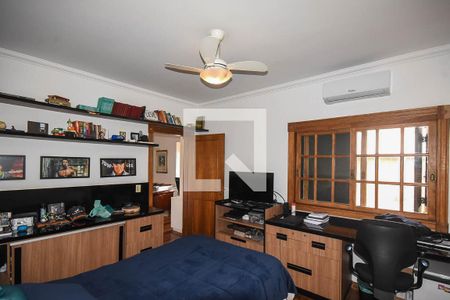 Casa à venda com 550m², 5 quartos e 6 vagasSuíte 2