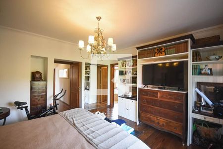 Casa à venda com 550m², 5 quartos e 6 vagasSuíte 4