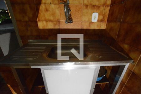 Cozinha  de apartamento para alugar com 2 quartos, 56m² em Olaria, Rio de Janeiro