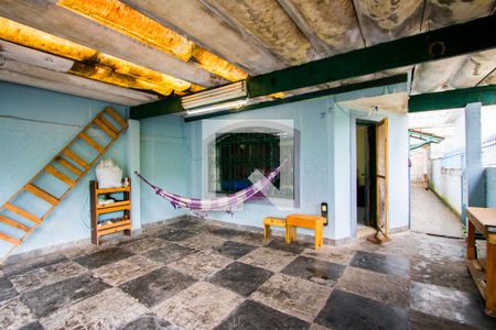 Casa à venda com 157m², 3 quartos e 2 vagas Casa à venda com 157m², 3 quartos e 2 vagasGaragem