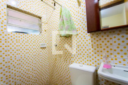 Casa à venda com 157m², 3 quartos e 2 vagas Casa à venda com 157m², 3 quartos e 2 vagasBanheiro de serviço