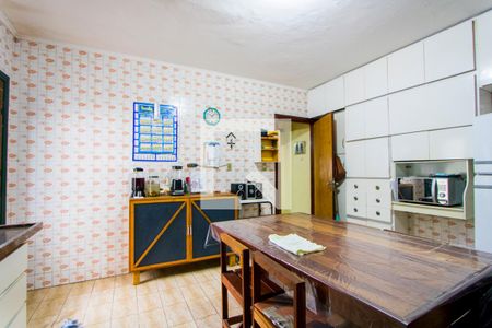 Casa à venda com 157m², 3 quartos e 2 vagas Casa à venda com 157m², 3 quartos e 2 vagasCozinha