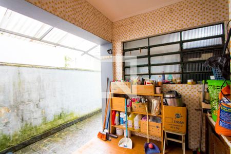 Casa à venda com 157m², 3 quartos e 2 vagas Casa à venda com 157m², 3 quartos e 2 vagasÁrea de serviço