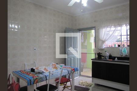 Casa à venda com 240m², 4 quartos e 4 vagasCozinha