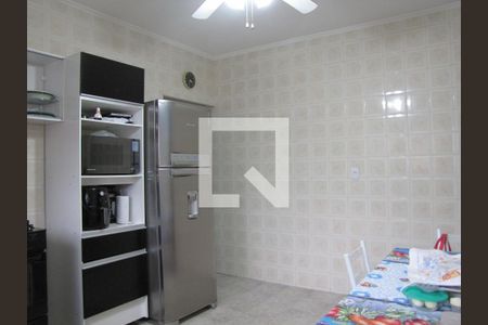 Casa à venda com 240m², 4 quartos e 4 vagasCozinha