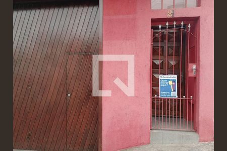 Casa à venda com 240m², 4 quartos e 4 vagasFachada