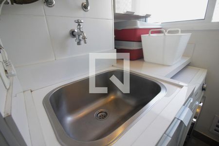 Apartamento para alugar com 57m², 2 quartos e 1 vagaÁrea de Serviço