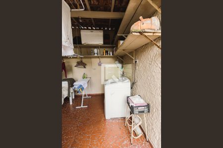 Casa à venda com 200m², 3 quartos e 1 vagaLavanderia