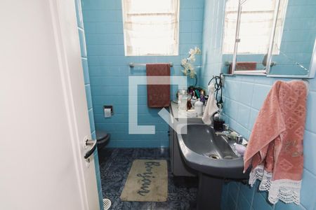 Casa à venda com 200m², 3 quartos e 1 vagaBanheiro