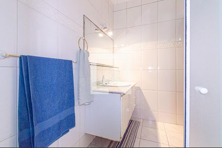 Apartamento à venda com 198m², 4 quartos e sem vagaBanheiro da Suíte