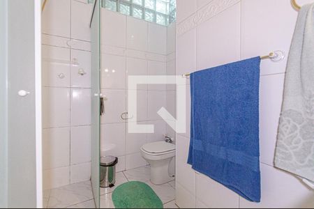 Apartamento à venda com 198m², 4 quartos e sem vagaBanheiro da Suíte