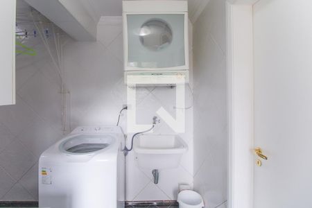 Apartamento à venda com 145m², 3 quartos e 3 vagas Apartamento à venda com 145m², 3 quartos e 3 vagasÁrea de Serviço