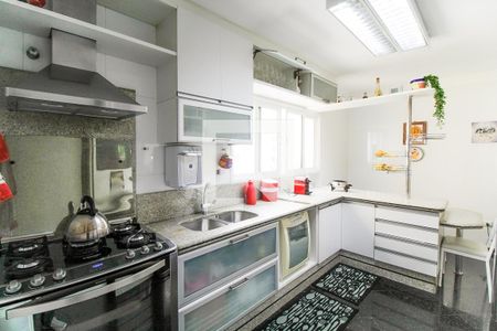 Apartamento à venda com 145m², 3 quartos e 3 vagas Apartamento à venda com 145m², 3 quartos e 3 vagasCozinha