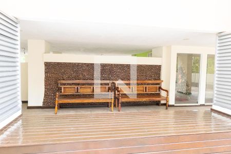 Apartamento à venda com 55m², 2 quartos e 1 vagaHall