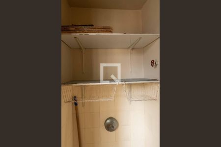 Apartamento à venda com 55m², 2 quartos e 1 vagaBanheiro de Serviço