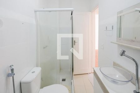 Apartamento para alugar com 63m², 2 quartos e sem vagaBanheiro