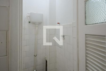 Apartamento para alugar com 63m², 2 quartos e sem vagaBanheiro de Serviço