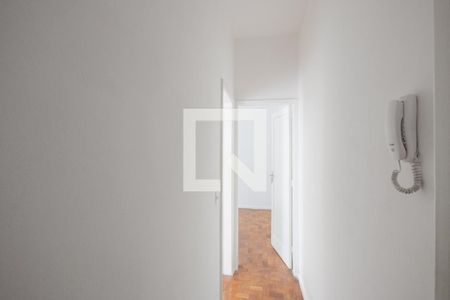 Corredor de apartamento para alugar com 2 quartos, 63m² em Grajau, Rio de Janeiro