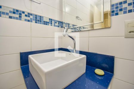 Apartamento para alugar com 42m², 2 quartos e sem vaga Apartamento para alugar com 42m², 2 quartos e sem vagaBanheiro