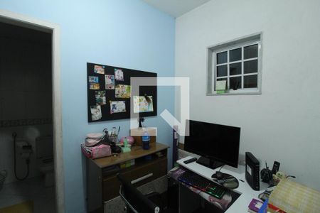 Casa à venda com 240m², 4 quartos e 4 vagasCloset - Suíte