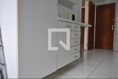 Apartamento à venda com 98m², 3 quartos e 1 vagaCozinha - Armários