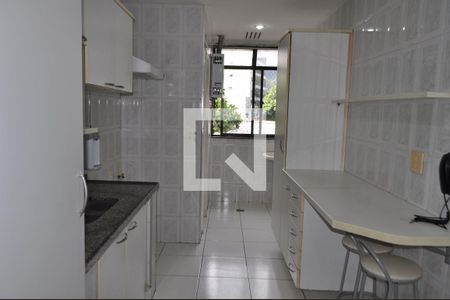 Apartamento à venda com 98m², 3 quartos e 1 vagaCozinha - Armários