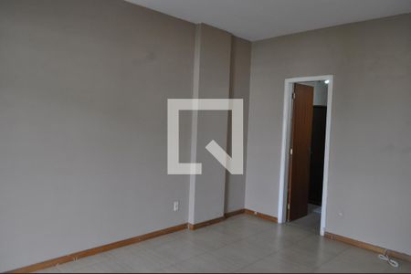 Apartamento à venda com 98m², 3 quartos e 1 vagaQuarto 2 - Armários