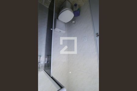 Casa de condomínio à venda com 100m², 3 quartos e 2 vagasBanheiro