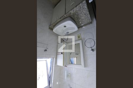 Casa de condomínio à venda com 100m², 3 quartos e 2 vagasBanheiro