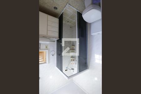 Casa de condomínio à venda com 100m², 3 quartos e 2 vagasBanheiro