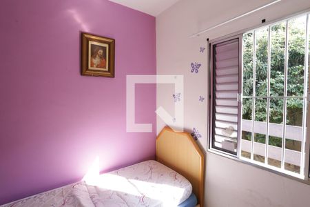 Casa de condomínio à venda com 100m², 3 quartos e 2 vagasQuarto 2