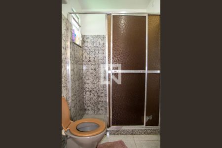 Casa para alugar com 250m², 4 quartos e 2 vagas Casa para alugar com 250m², 4 quartos e 2 vagasBanheiro 2