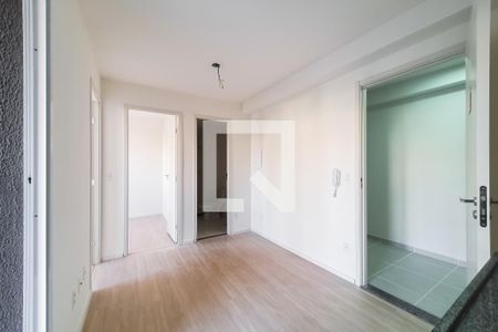 Sala / Cozinha de apartamento à venda com 2 quartos, 31m² em Vila Monumento, São Paulo